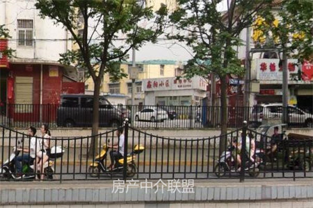 泰安市泰山区银座城市广场2室2厅1卫144万96m2出售